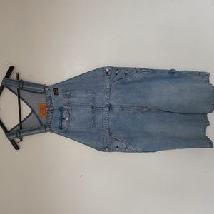 Levi's Overall Short  sz-XL  100% cotton non stretch Fabric  nwt unisex